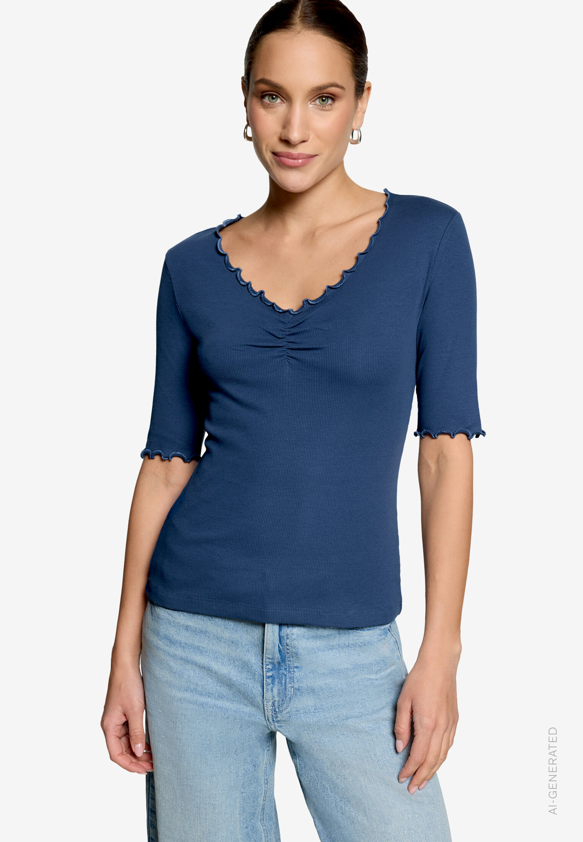T-Shirt mit gerafftem Ausschnitt