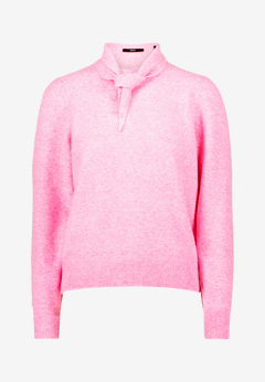 Pullover mit Strickhalstuch