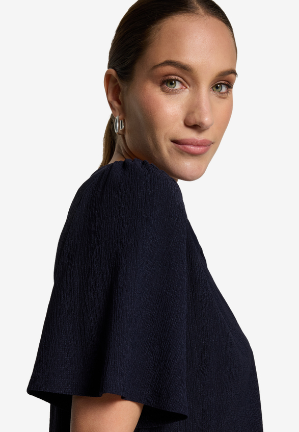 T-Shirt- Kleid  mit Rundhalsausschnitt  / Detailbild