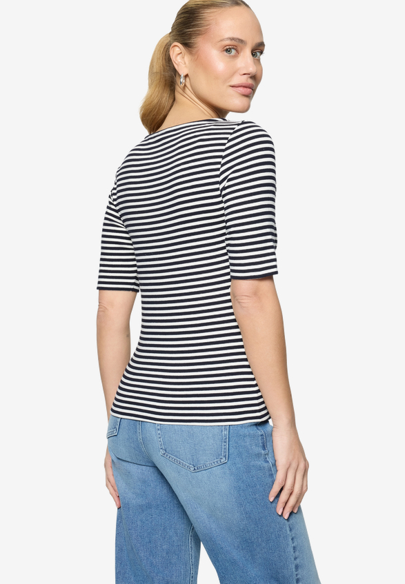 Ringelshirt  mit U-Boot Ausschnitt  / Modellfoto Rückseite