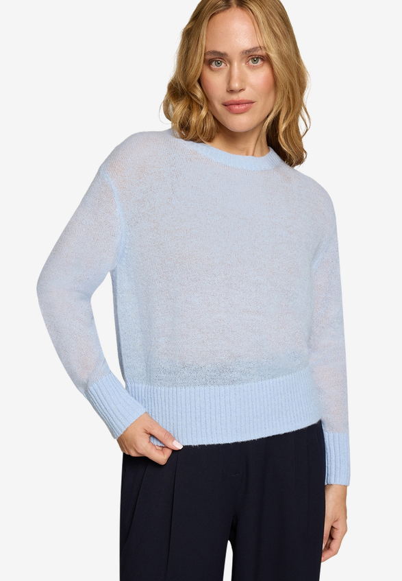 Pullover mit Alpakawolle / Modellfoto Vorderseite