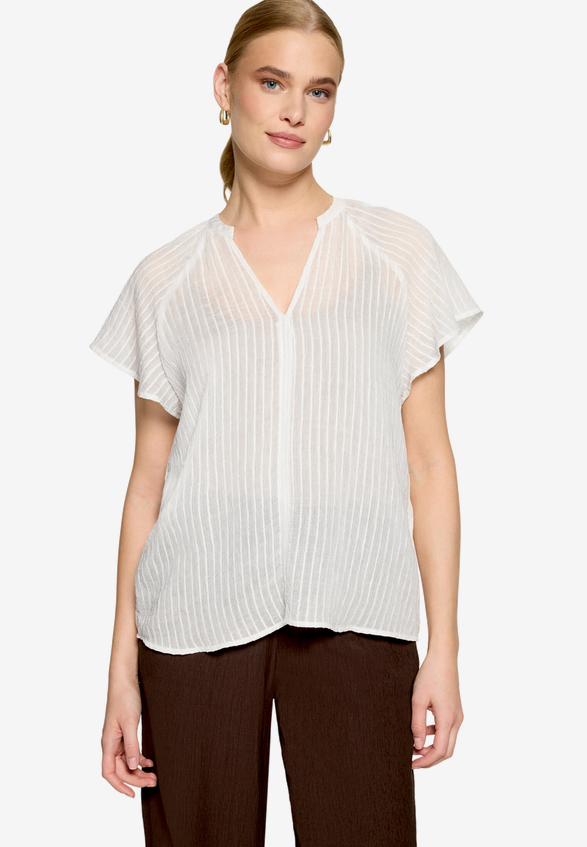 Bluse transparent mit V-Ausschnitt  / Modellfoto Vorderseite