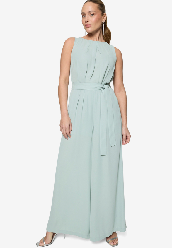 Jumpsuit mit Gürtel und weitem Bein / Modellfoto Vorderseite