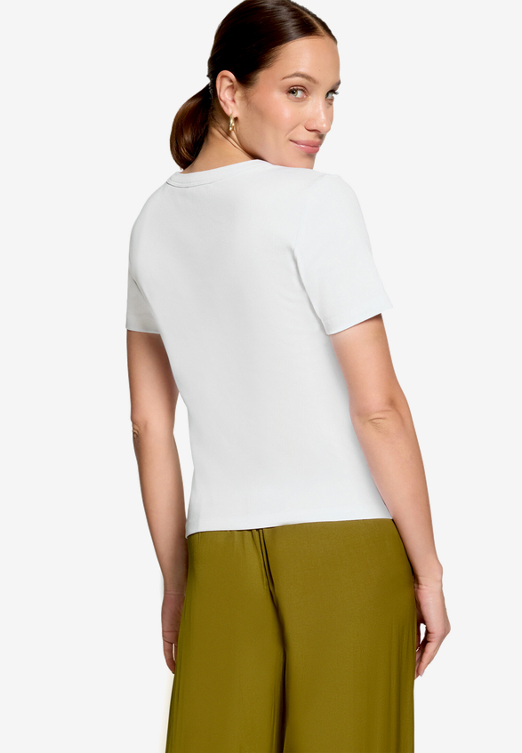 Basic-T-Shirt mit Rundhalsausschnitt  / Modellfoto Rückseite