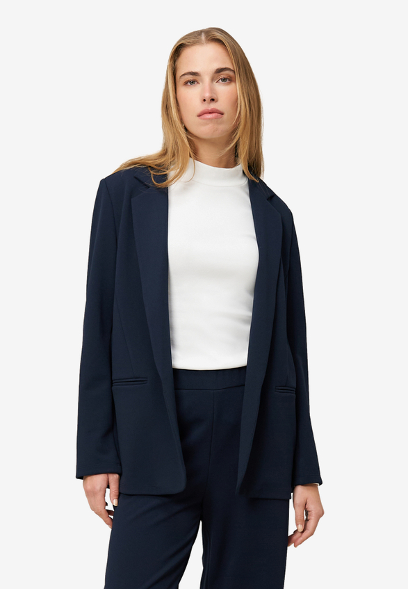 Longblazer offener Style / Modellfoto Vorderseite