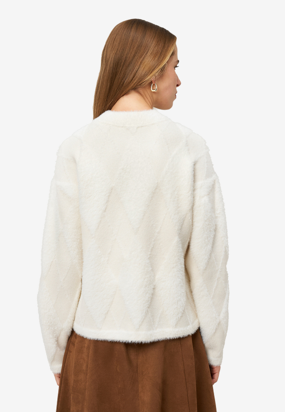 Pullover mit Karomuster / Modellfoto Rückseite