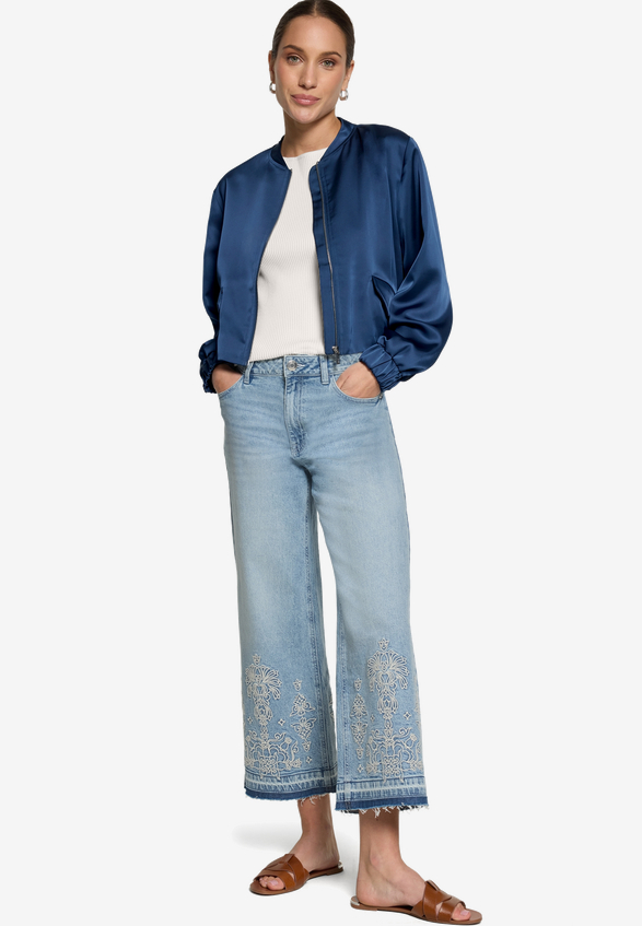 Stricktop  mit U-Boot Ausschnitt  / Modellfoto Vorderseite (Outfit)