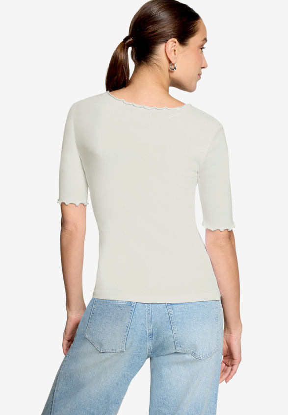T-Shirt mit gerafftem Ausschnitt / Modellfoto Rückseite