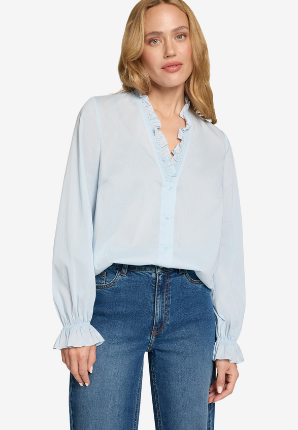 Bluse mit Rüschen / Modellfoto Vorderseite