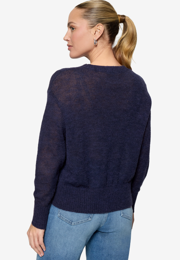 Pullover mit Alpakawolle / Modellfoto Rückseite