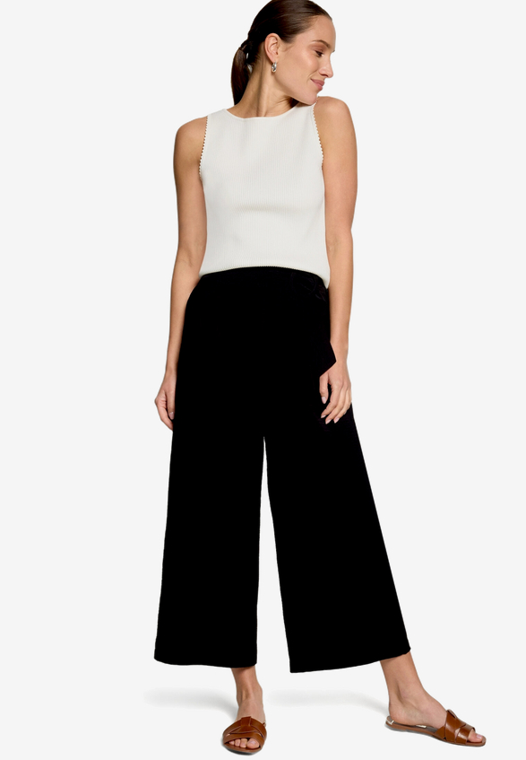 Stoffhose  7/8 Länge mit Schnalle / Modellfoto Vorderseite (Outfit)