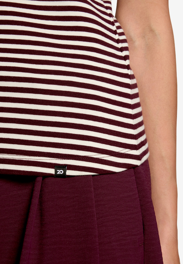 Ringelshirt  mit U-Boot Ausschnitt  / Detailbild
