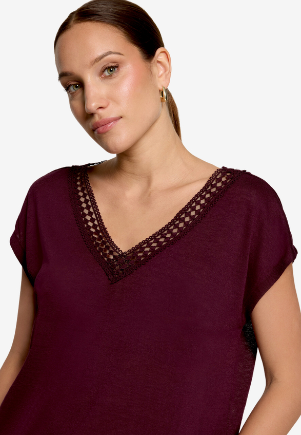 T-Shirt  mit Spitze / Detailbild
