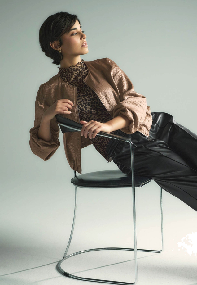 Jacke mit Knittereffekt / Imagebild