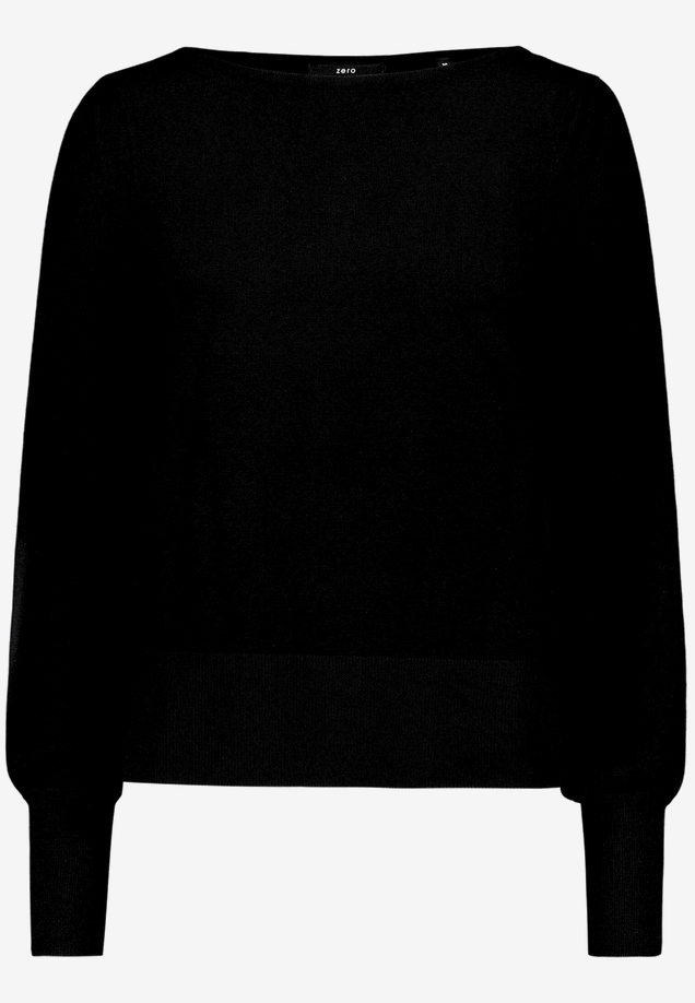 Feinstrickpullover  mit U-Boot Ausschnitt  / Vorderseite